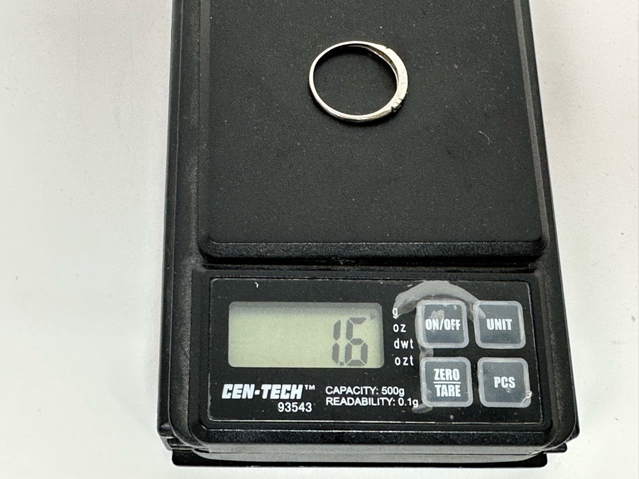 Platinum Diamond Ring Size 5 3/4 1.6g [Photo 18]