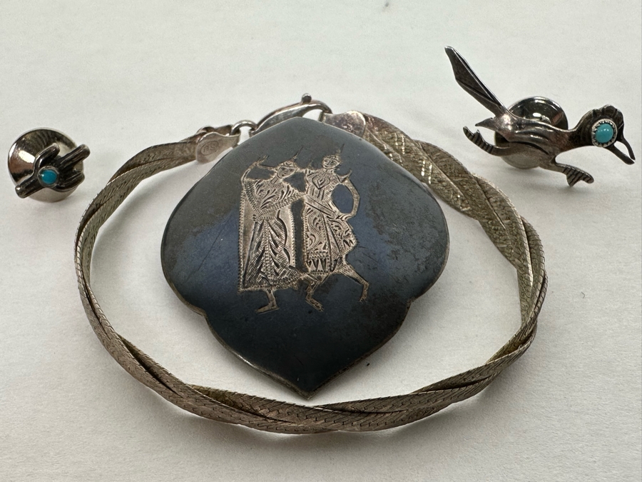 Sterling Silver Jewelry Lot: SS Turquoise Road Runner Tie Tack Pin, SS Turquoise Cactus Tie Tack Pin, SS Bracelet And SS Siam Brooch Pin 18.1g  [Photo 4]