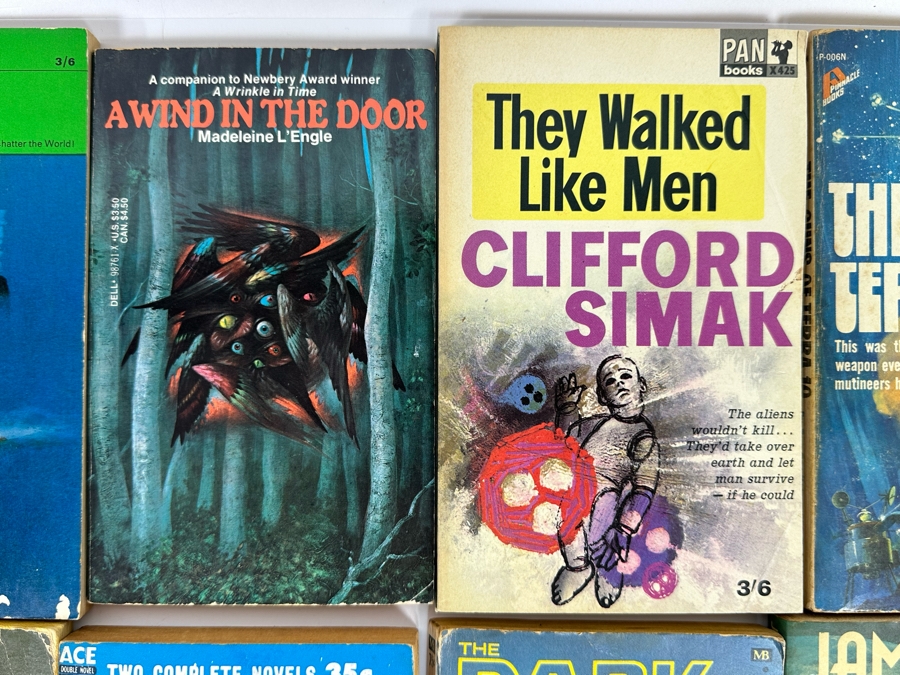 Vintage Science Fiction Paperback Books Lot [Photo 6]