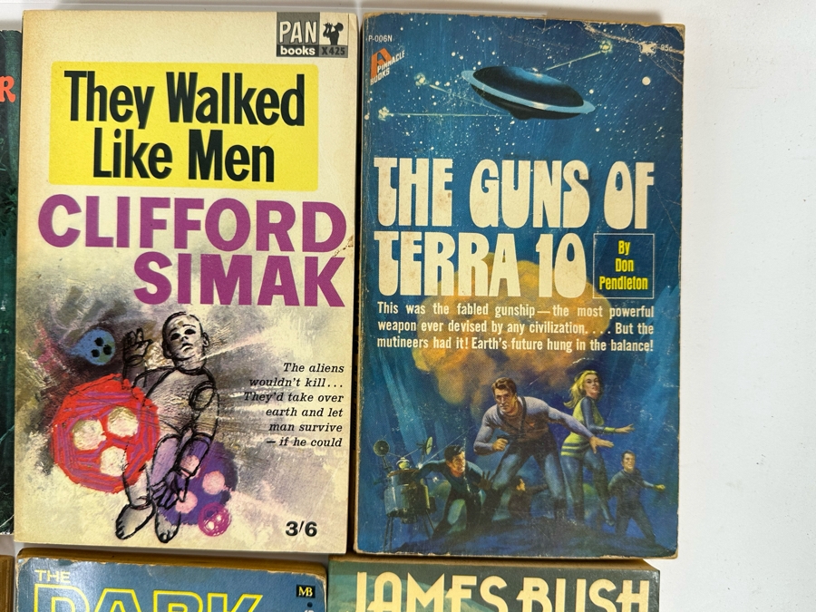 Vintage Science Fiction Paperback Books Lot [Photo 7]