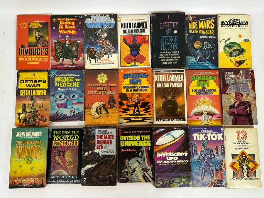 Vintage Science Fiction Paperback Books Lot [Photo 2]