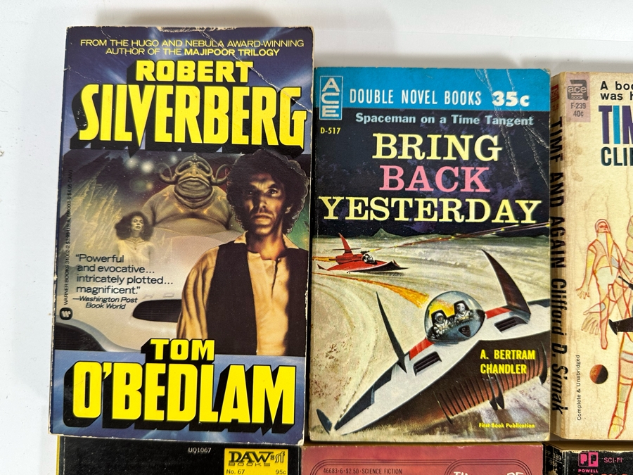 Vintage Science Fiction Paperback Books Lot [Photo 3]