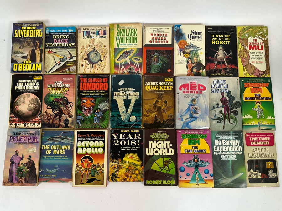 Vintage Science Fiction Paperback Books Lot