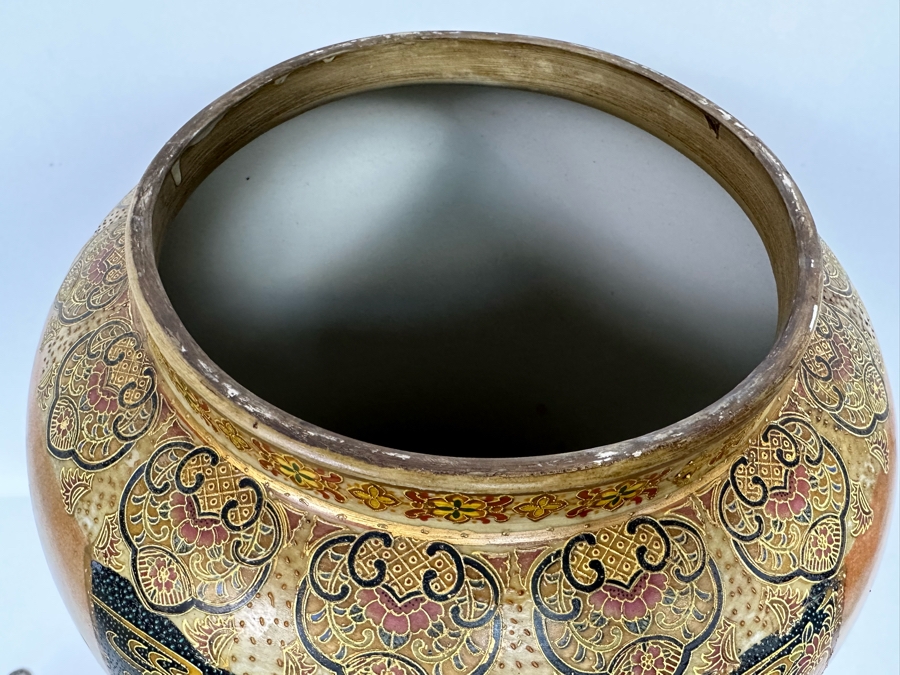Large Signed Japanese Satsuma Jar With Lid And Gilded Foo Dog Finial 12W X 26H [Photo 18]