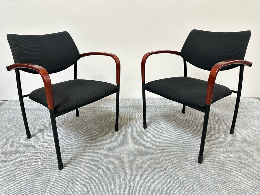 Pair Of Stylish Stackable Gunlocke Company Office Chairs 23.5W X 22D X 32H [Photo 5]