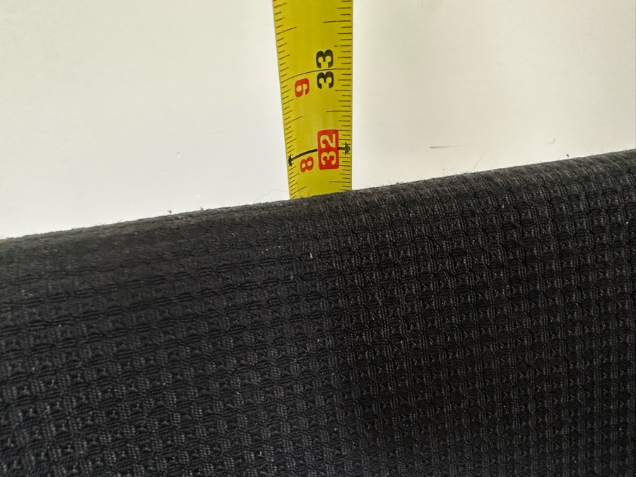 Pair Of Stylish Stackable Gunlocke Company Office Chairs 23.5W X 22D X 32H [Photo 10]