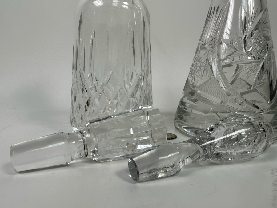 Pair Of Crystal Decanters With Stoppers [Photo 6]