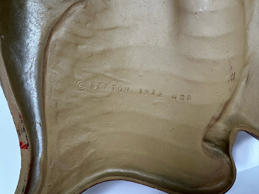 Vintage 1972 Metal Flag Wall Plaque Made By Sexton Great Condition 16 X 12 [Photo 5]