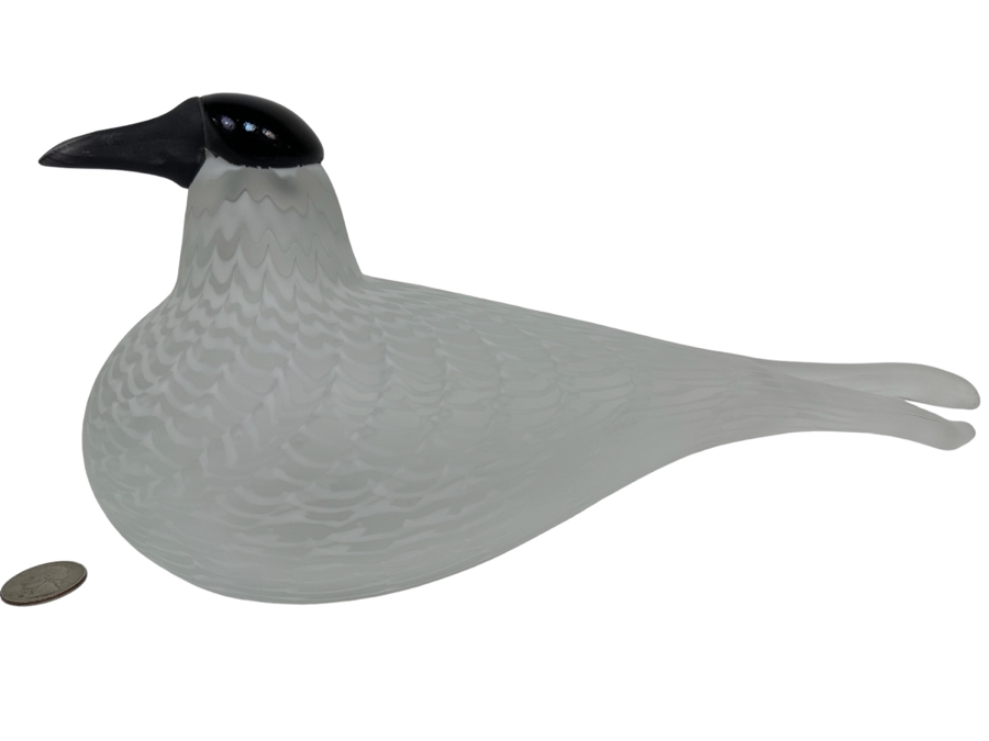 Oiva Toikka (Finland) Limited Edition Art Glass Bird Rayska Nuutajarvi By Iittala Signed And Numbered 791 Of 3,000 With Original Box 12W X 4D X 5.5H