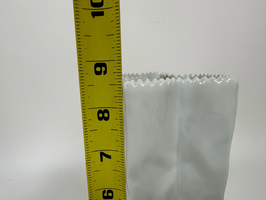Tapio Wirkkala White Porcelain Bag Vase For Rosenthal Germany 4W X 2.5D X 8.5H [Photo 16]