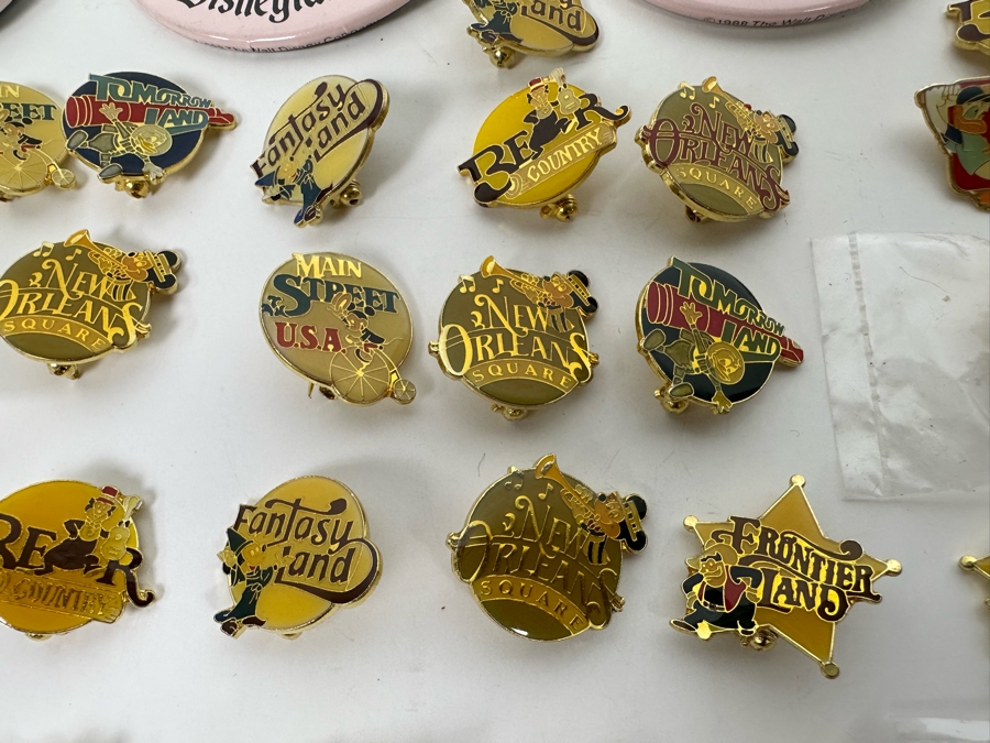 Collection Of Vintage Walt Disney Disneyland Buttons And Pins [Photo 10]