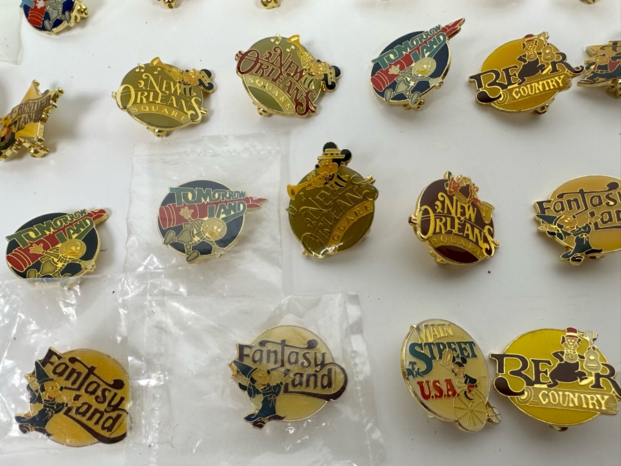 Collection Of Vintage Walt Disney Disneyland Buttons And Pins [Photo 14]