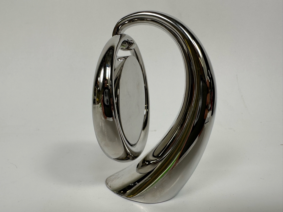 Movado Chrome Hanging Clock With Original Box 3.5H [Photo 6]