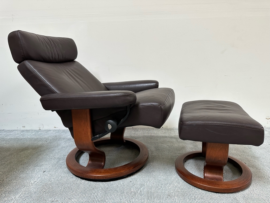 Stressless Leather Reclining Armchair With Ottoman By Ekornes Made In Norway (Side Table Accessory Has Been Removed So Chair Needs A Replacement Screw In One Of The Arms) [Photo 7]