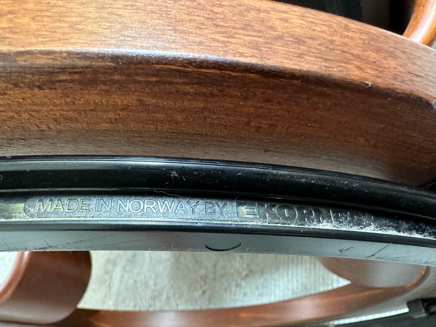 Stressless Leather Reclining Armchair With Ottoman By Ekornes Made In Norway (Side Table Accessory Has Been Removed So Chair Needs A Replacement Screw In One Of The Arms) [Photo 12]