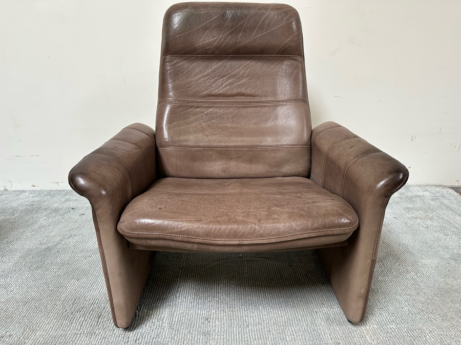 Vintage Mid-Century De Sede 'DS-50' Adjustable Leather Lounge Chair Made In Switzerland [Photo 2]