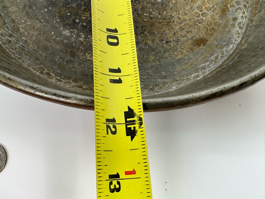 Vintage Hand Hammered Copper Skillet Pan With Long Handle 12R X 26L [Photo 9]
