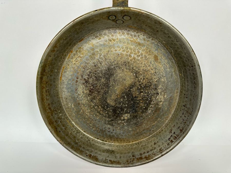 Vintage Hand Hammered Copper Skillet Pan With Long Handle 12R X 26L [Photo 4]