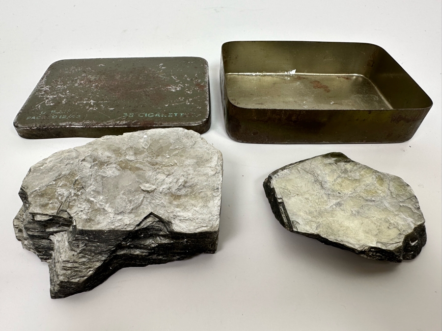 Old Metal Cigarette Tin Box With Pair Of Mica Silicate Minerals [Photo 4]