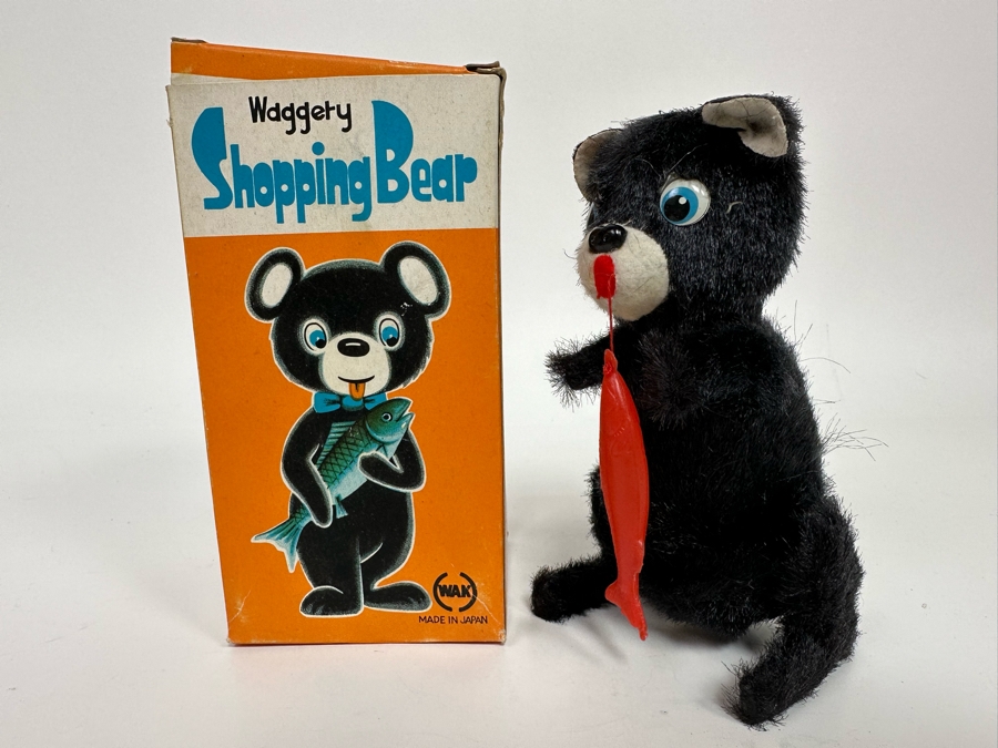 New Old Stock Waggery Shopping Bear Mechanical Wind-Up Toy With Original Box Made In Japan [Photo 4]
