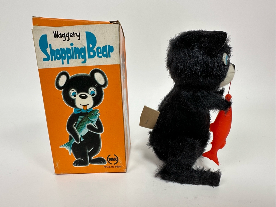 New Old Stock Waggery Shopping Bear Mechanical Wind-Up Toy With Original Box Made In Japan [Photo 6]
