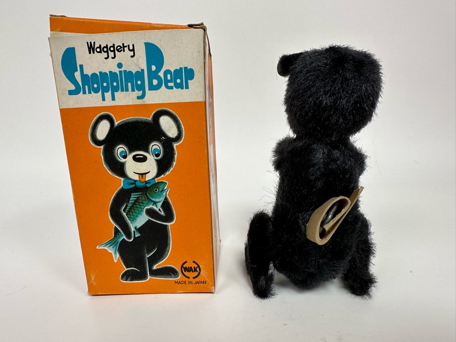 New Old Stock Waggery Shopping Bear Mechanical Wind-Up Toy With Original Box Made In Japan [Photo 5]