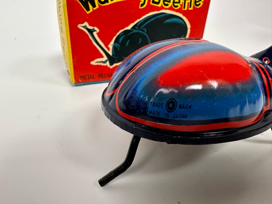 New Old Stock Metal Wind-Up Toy Walking Beetle With Original Box Made In Japan [Photo 6]