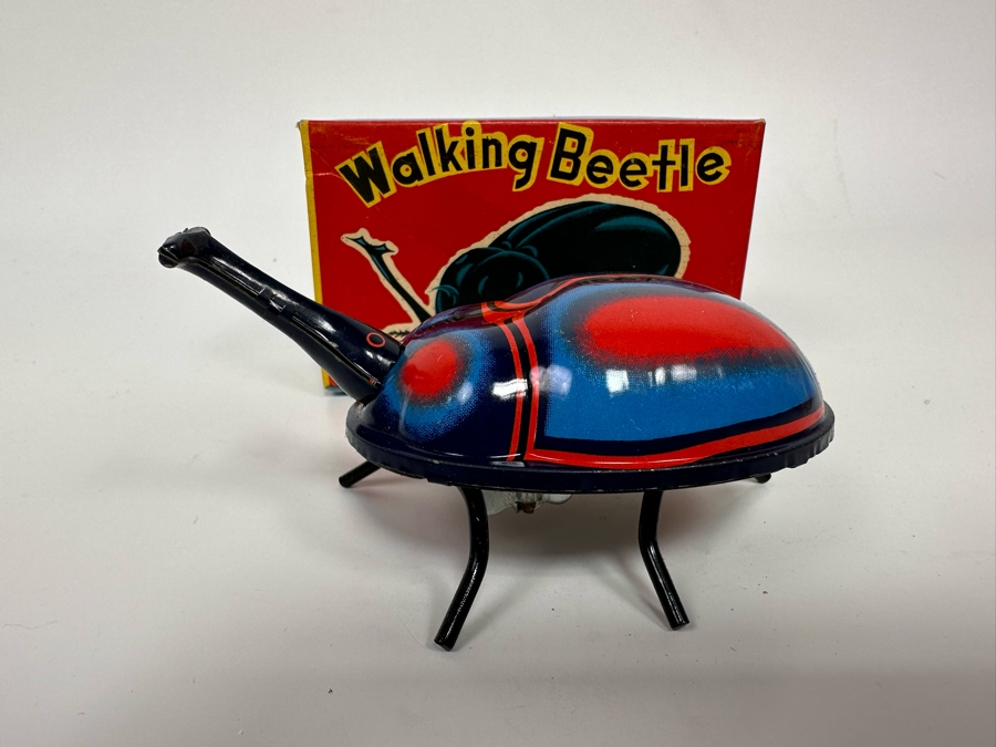 New Old Stock Metal Wind-Up Toy Walking Beetle With Original Box Made In Japan [Photo 2]