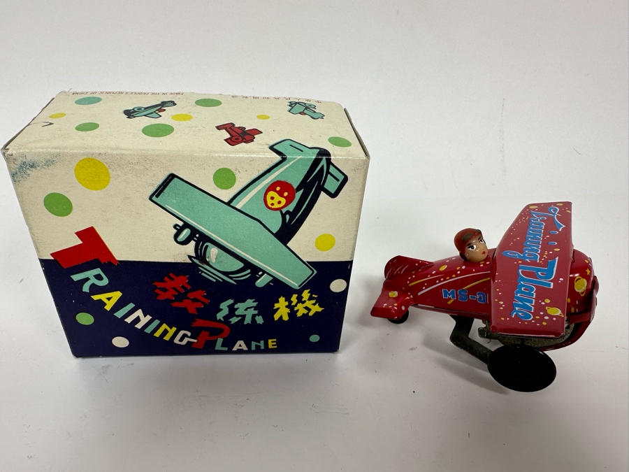 New Old Stock Mechanical Training Plane Made In The People's Republic Of China With Original Box [Photo 2]