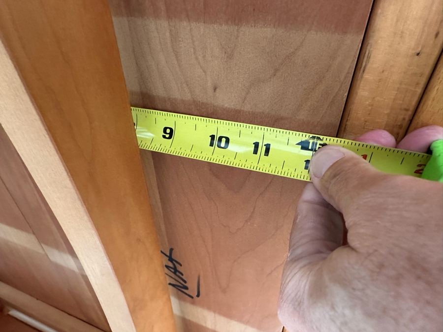 Amish Solid Cherry Wood Dining Table 60 X 42 X 29.5 With Two Built In 12' Leaves And Four Dining Chairs (2 Are Armchairs) Comes Up Table Pads By Canal Dover Furniture Midvale Ohio [Photo 24]