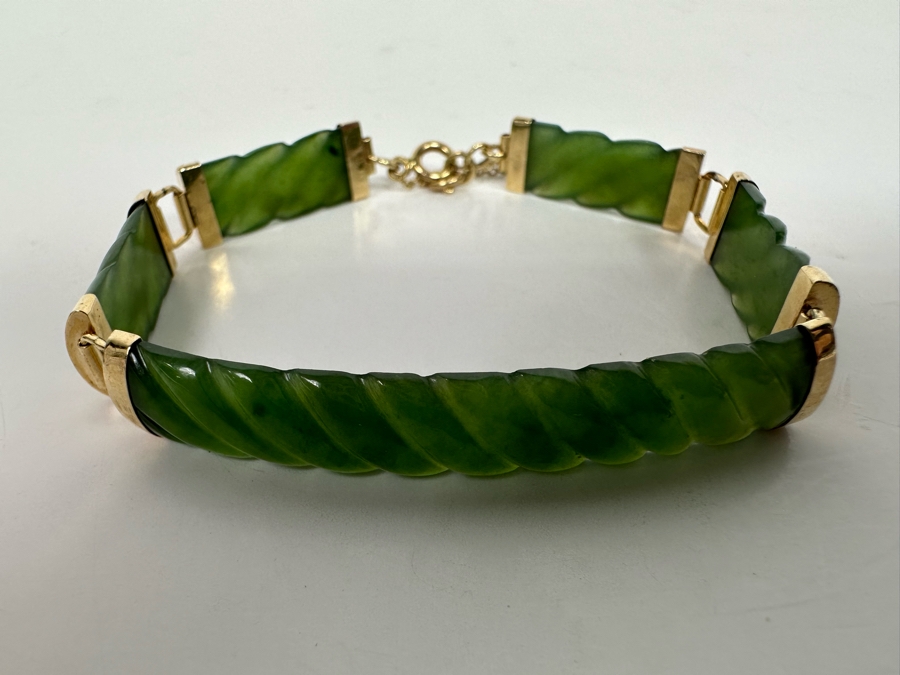 14k Gold Carved Jade Bracelet 7l 111g