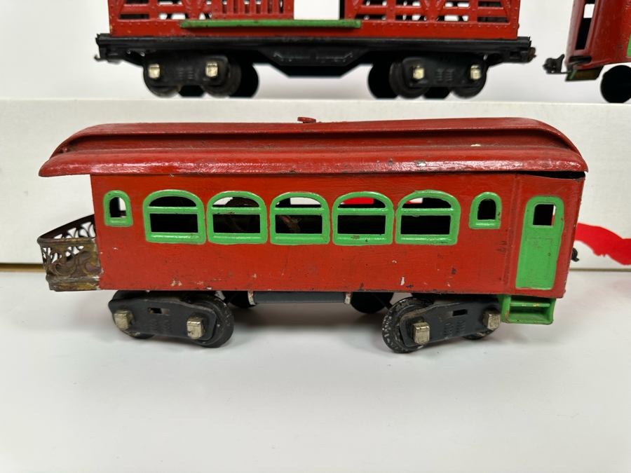 Vintage Lionel Train Set 'Super-Motor' For Standard Track 4-Piece Set 12W X 3.25D X 4.5H [Photo 16]