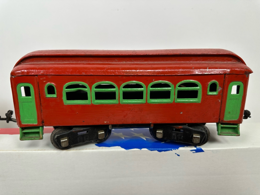 Vintage Lionel Train Set 'Super-Motor' For Standard Track 4-Piece Set 12W X 3.25D X 4.5H [Photo 23]