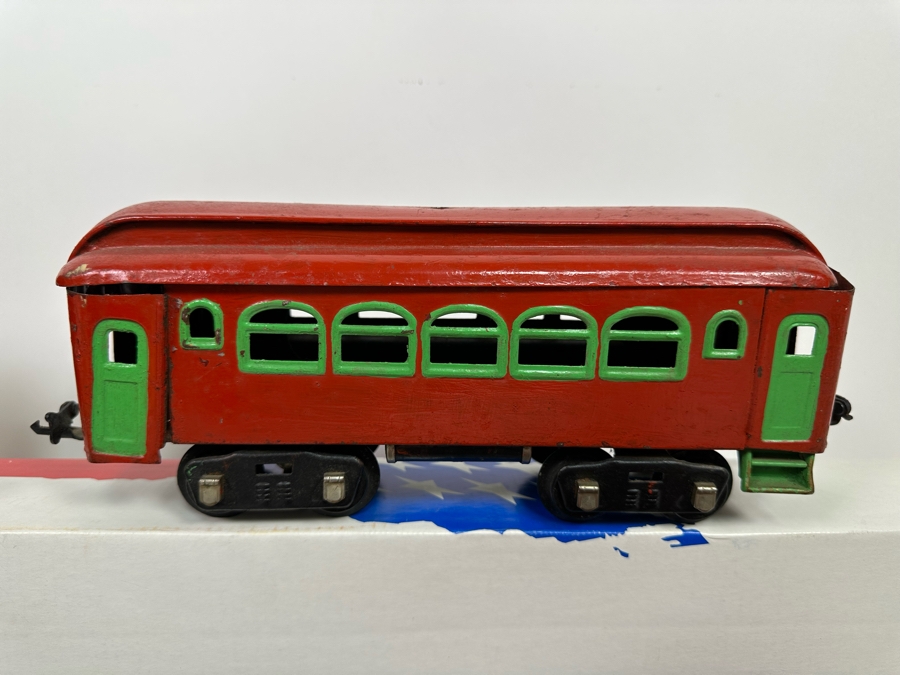 Vintage Lionel Train Set 'Super-Motor' For Standard Track 4-Piece Set 12W X 3.25D X 4.5H [Photo 22]