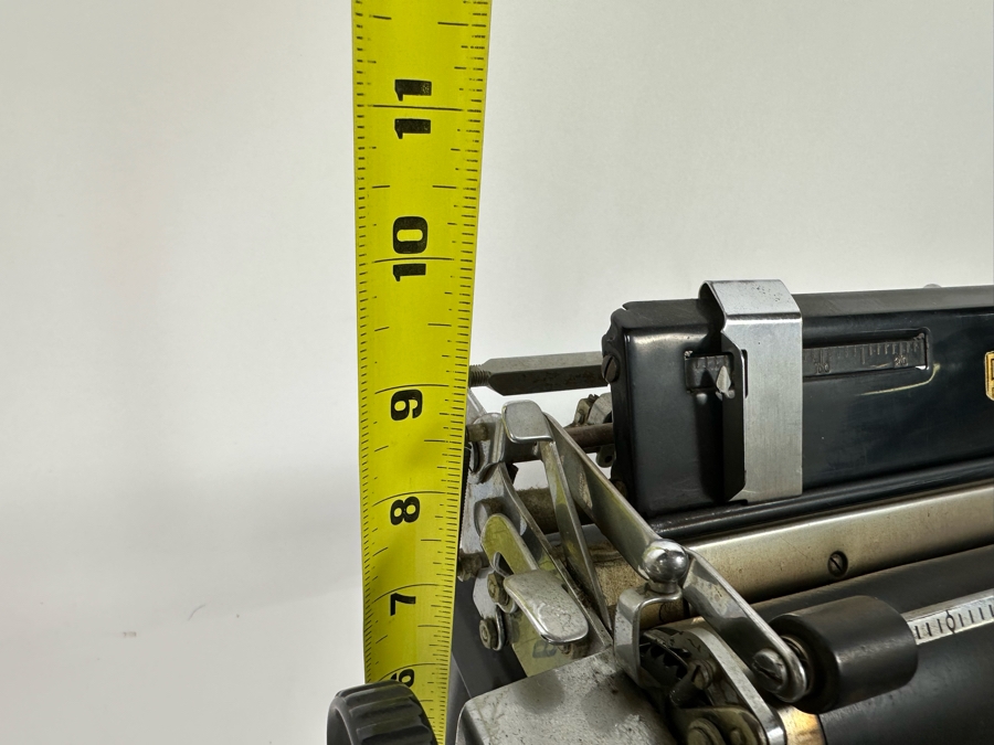 Antique Metal ROYAL Typewriter In Excellent Condition With Side Glass Panels And Original Cover 15W X 16D X 9.5H [Photo 22]