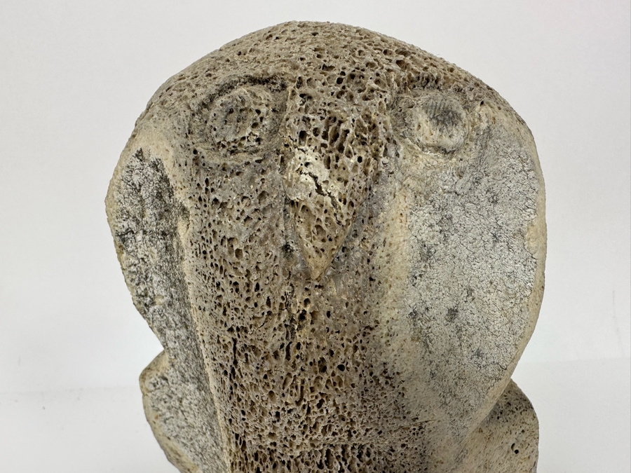 Vintage Inuit Hand Carved Whale Bone Owl Sculpture 6.5W X 5.5D X 10H [Photo 4]