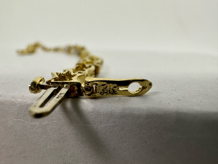 14K Gold Two Tone X And Star Link Diamond Bracelet With 14 Round Brilliant Cut Diamonds Apx 0.07cts Total Weight 7'L 8.8g Appraised At $1,035 [Photo 11]