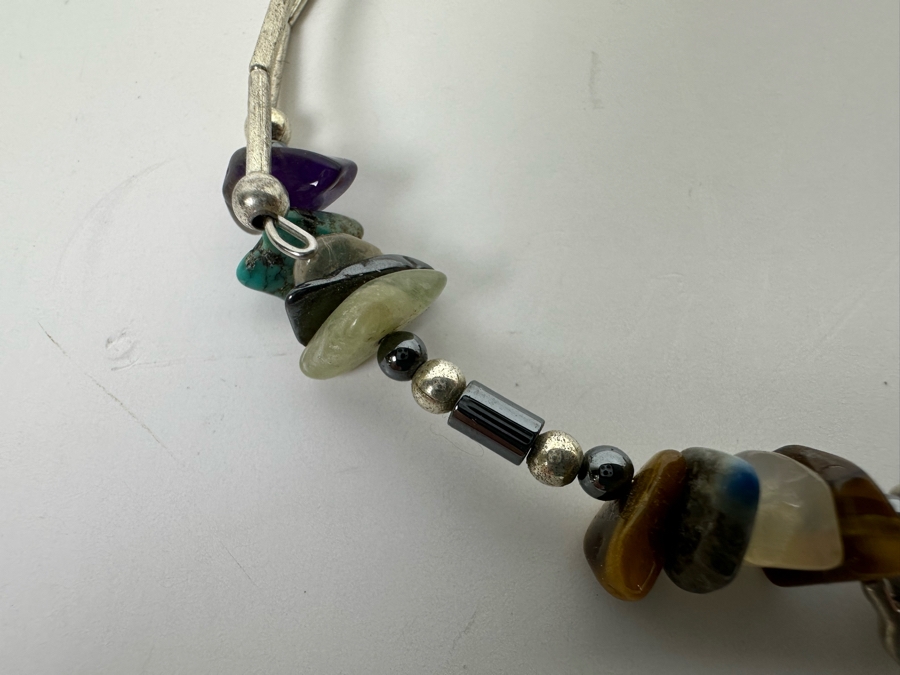 Bracelet With Various Stones [Photo 6]