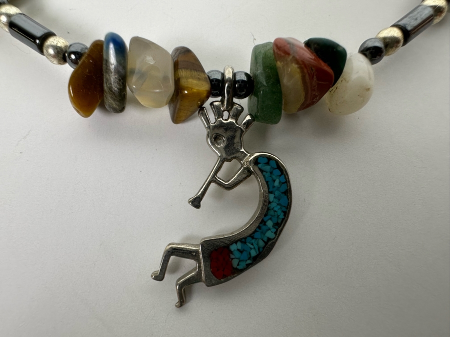 Bracelet With Various Stones [Photo 5]