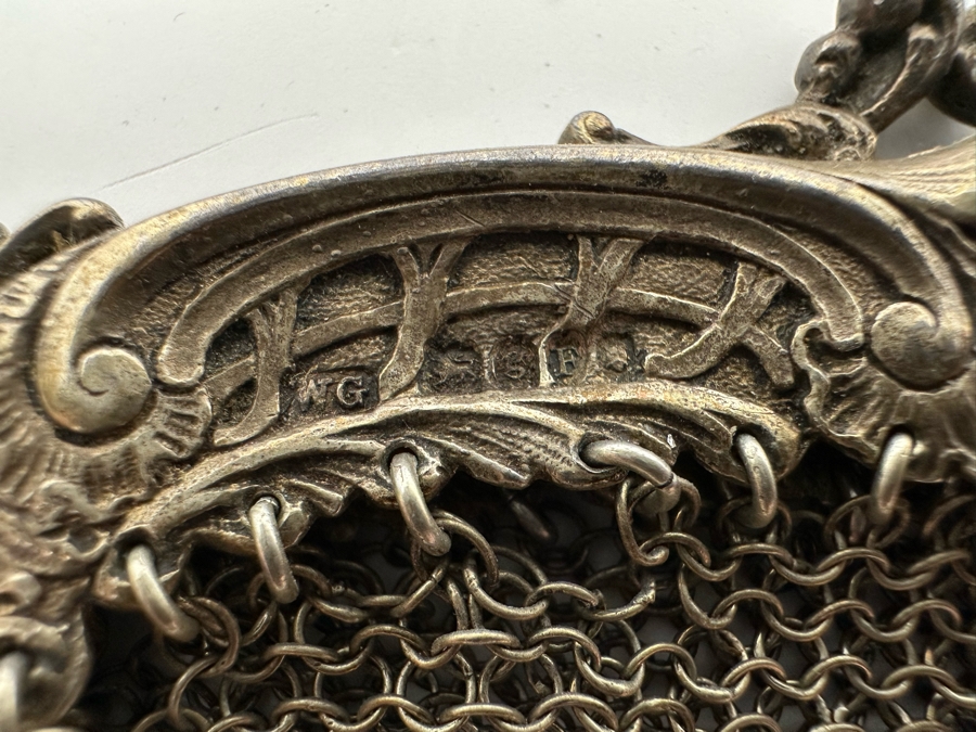 Hallmarked English Sterling Silver Mesh Purse 4W X 5.5H 109.4g [Photo 7]