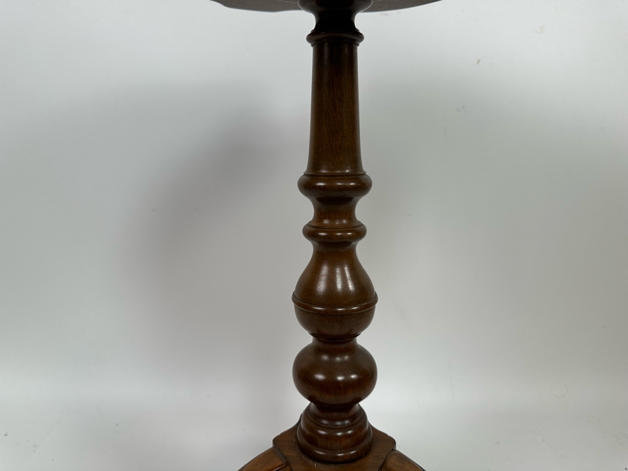 Vintage Tripod Tea Side Table By Lammert's 15W X 23H [Photo 6]