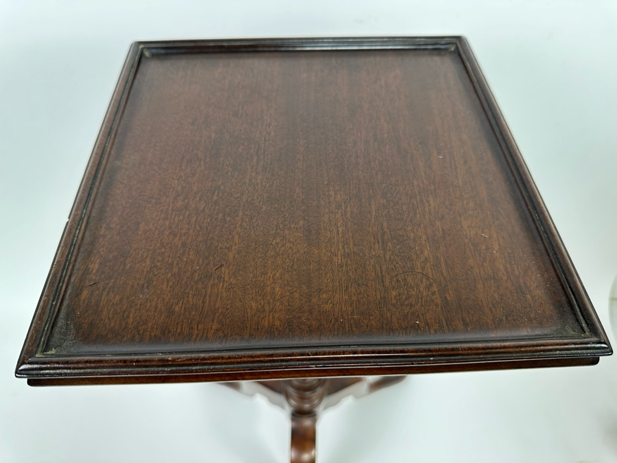 Vintage Mahagony Tripod Side Table 16W X 25H [Photo 2]