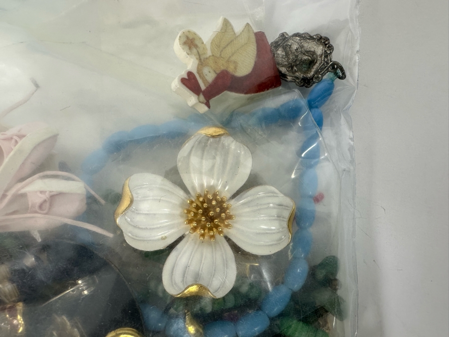 Costume Jewelry Lot #1 [Photo 12]