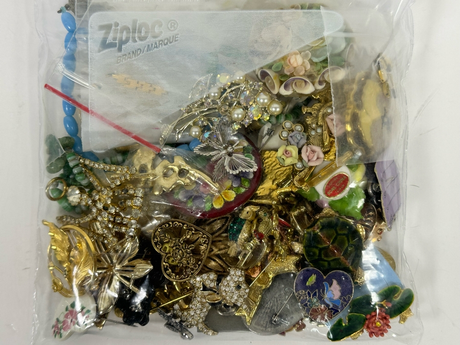 Costume Jewelry Lot #1 [Photo 1]