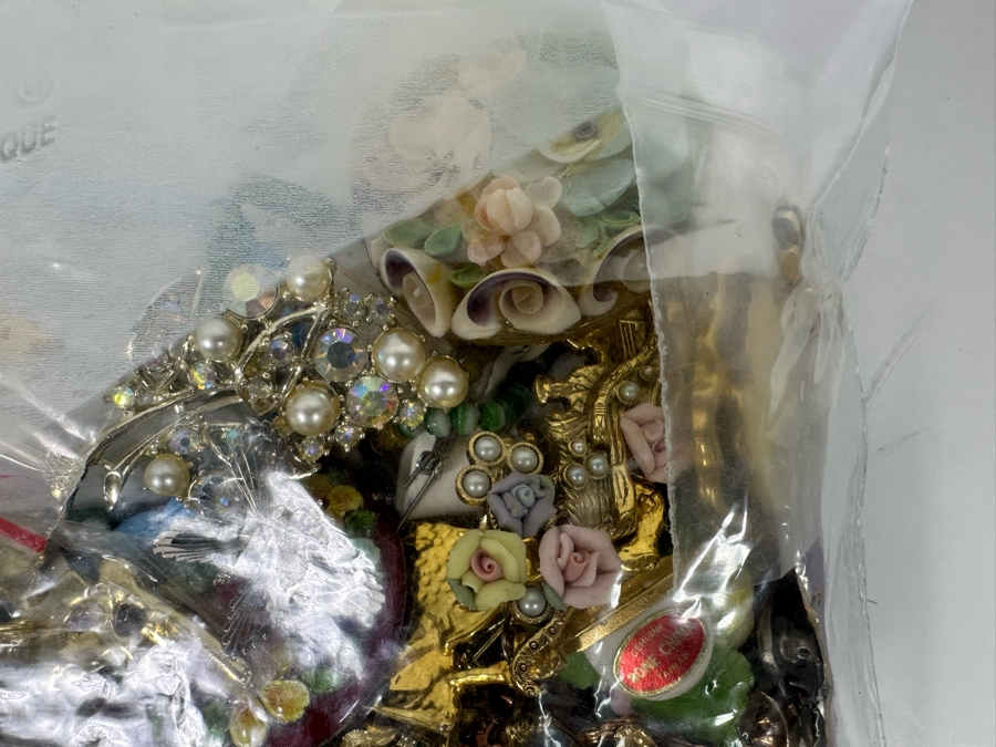 Costume Jewelry Lot #1 [Photo 9]