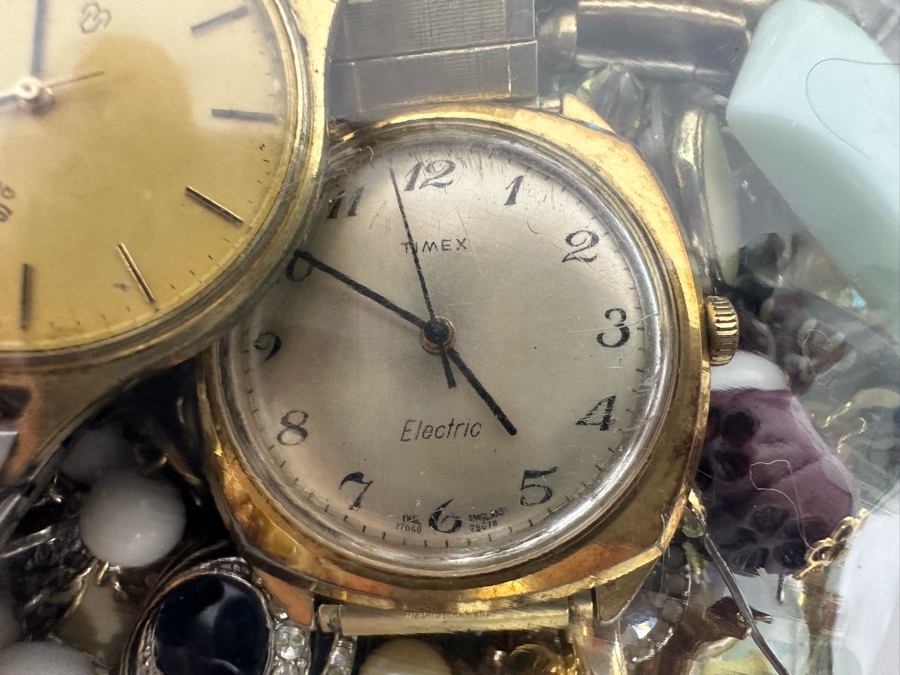 Costume Jewelry Watch Lot #2 [Photo 4]