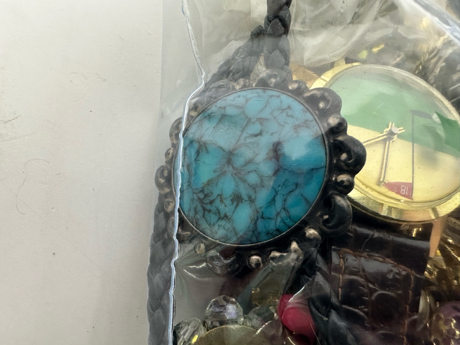 Costume Jewelry Watch Lot #2 [Photo 8]