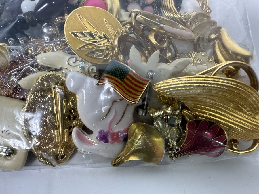 Costume Jewelry Lot #3 [Photo 10]