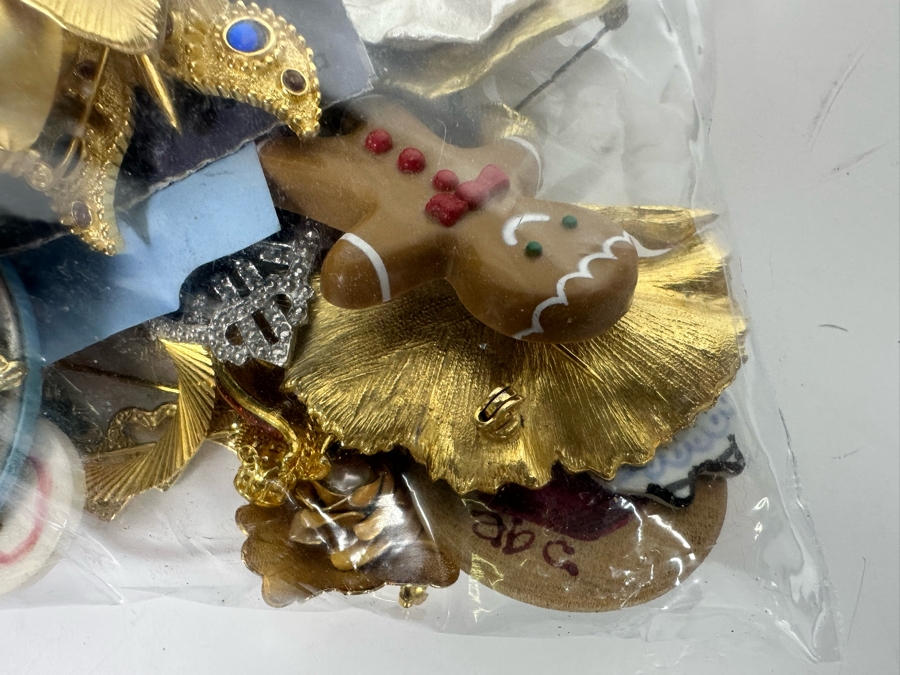 Costume Jewelry Lot #4 [Photo 8]