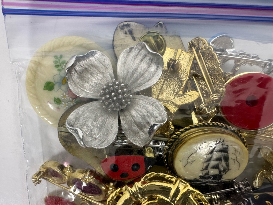 Costume Jewelry Lot #4 [Photo 2]